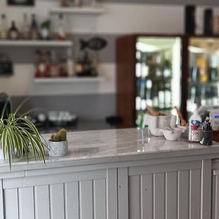 La Casina Di Ale Apartment Marina Di Carrara Ngoại thất bức ảnh