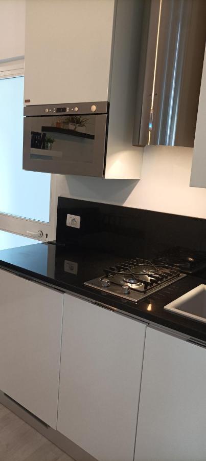 La Casina Di Ale Apartment Marina Di Carrara Ngoại thất bức ảnh