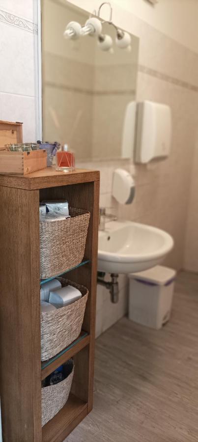 La Casina Di Ale Apartment Marina Di Carrara Ngoại thất bức ảnh
