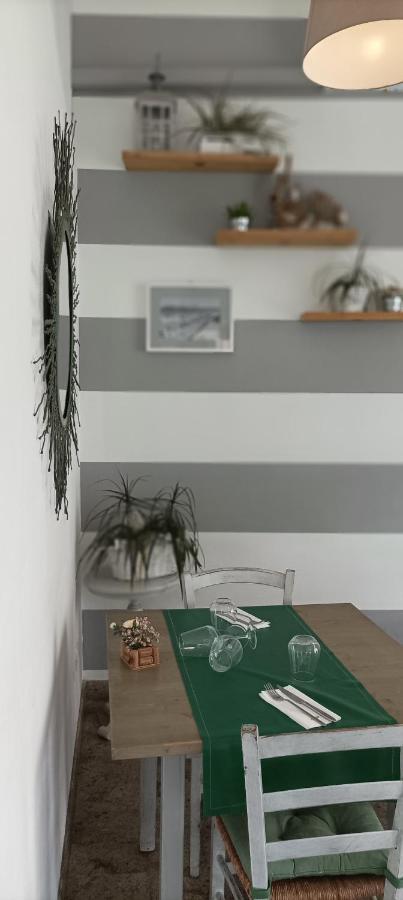 La Casina Di Ale Apartment Marina Di Carrara Ngoại thất bức ảnh